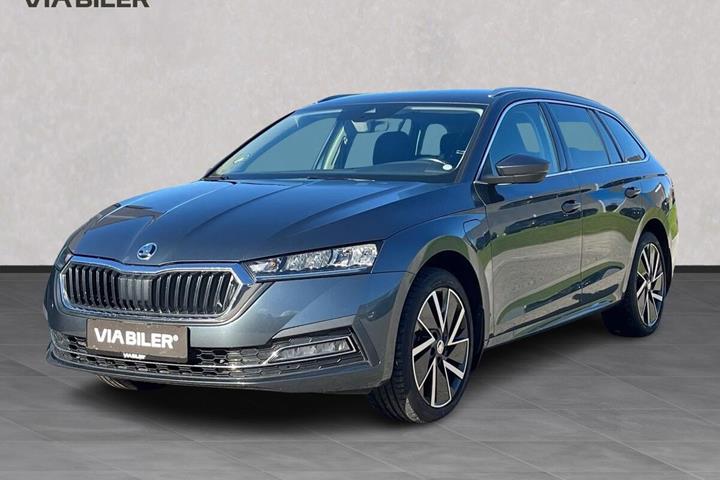 Grå Skoda Octavia fra 2020