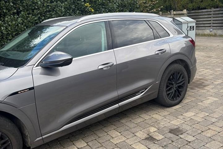 undefined Audi e-tron fra 2020