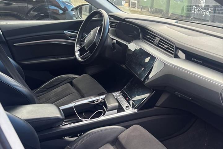 undefined Audi e-tron fra 2020