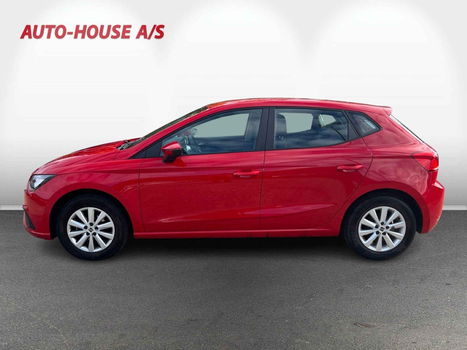 Rød Seat Ibiza fra 2024