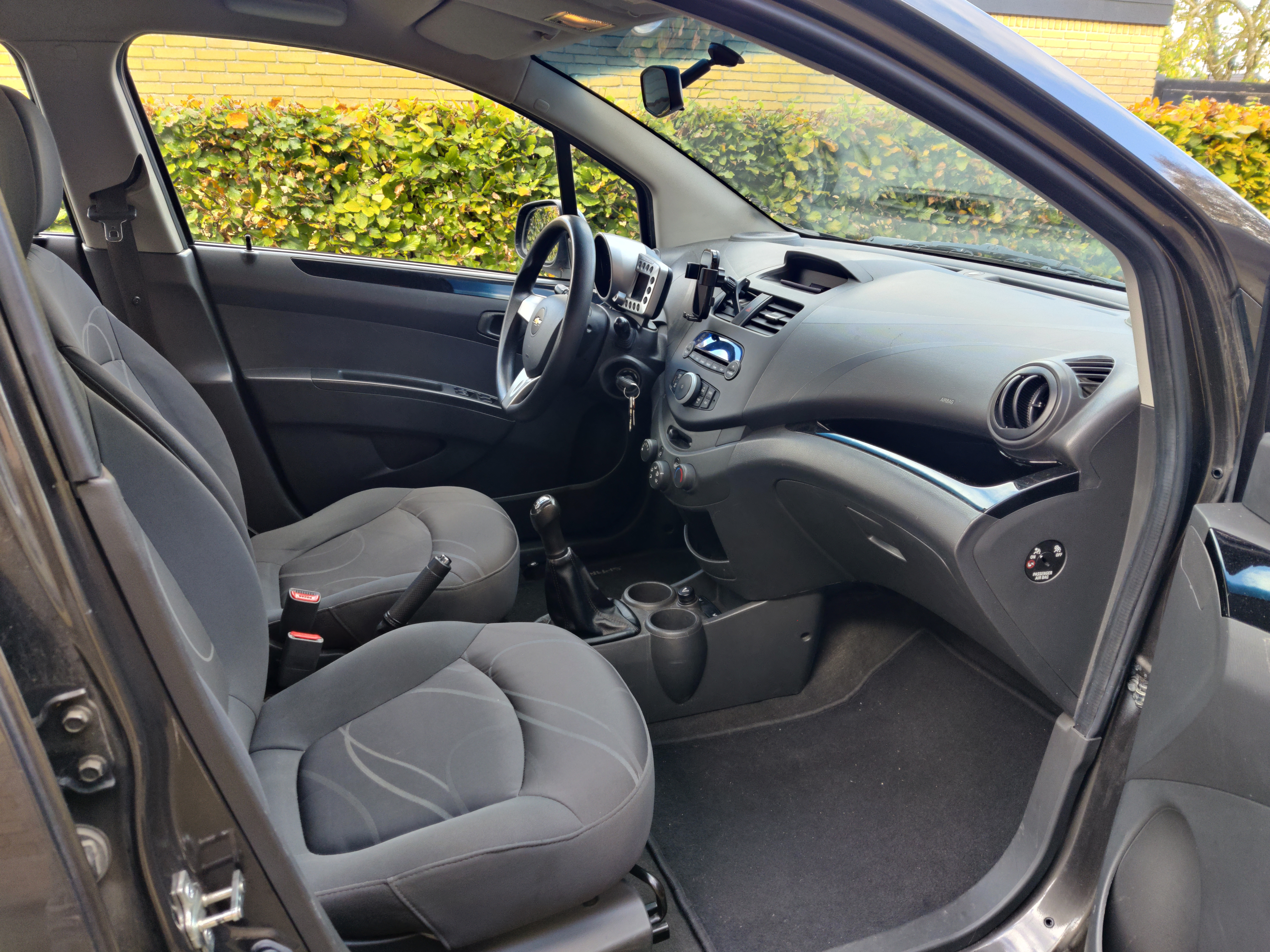 Brun Chevrolet Spark fra 2012