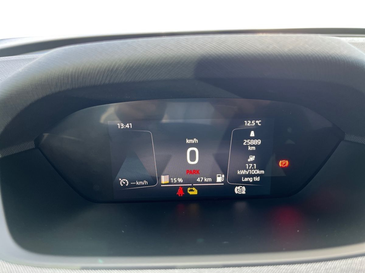 Blå Skoda Enyaq fra 2023