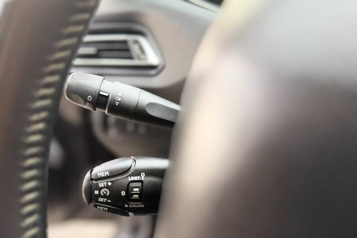 undefined Peugeot 308 fra 2016