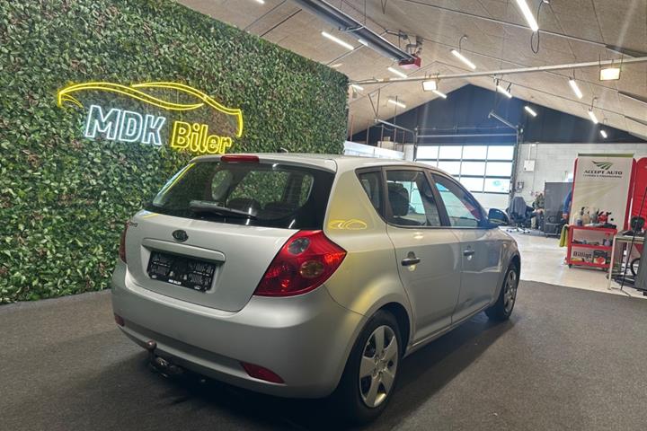 undefined Kia Ceed fra 2008
