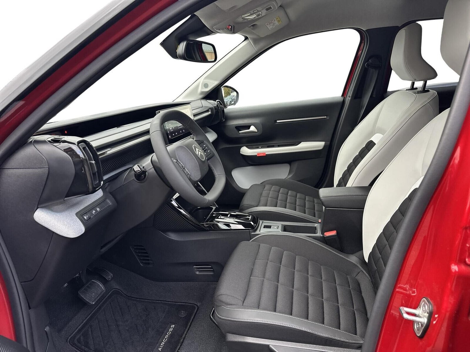 Rød Citroën e-C3 Aircross fra 2025