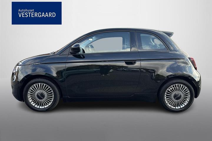 Sort Fiat 500e fra 2024
