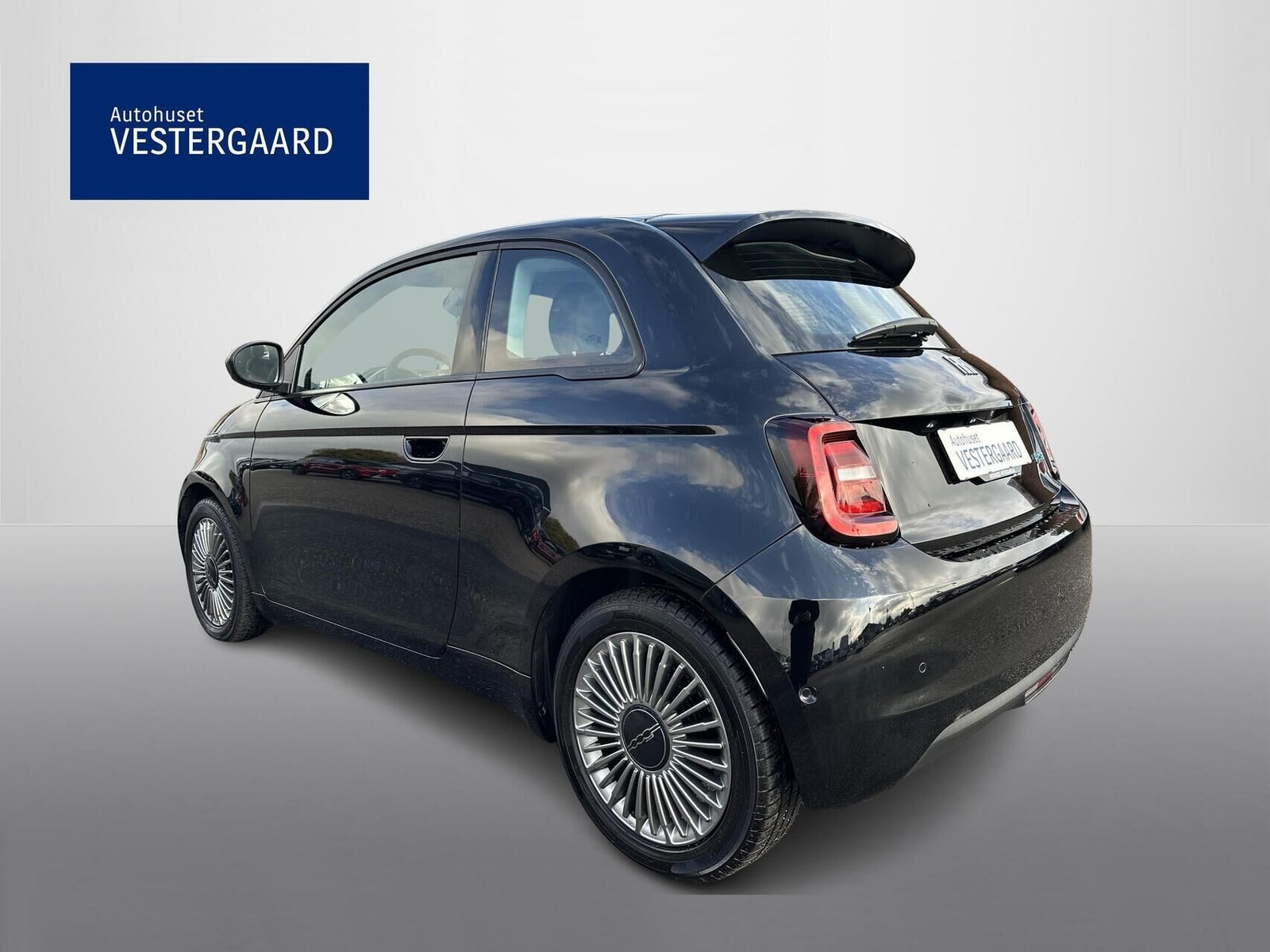 Sort Fiat 500e fra 2024