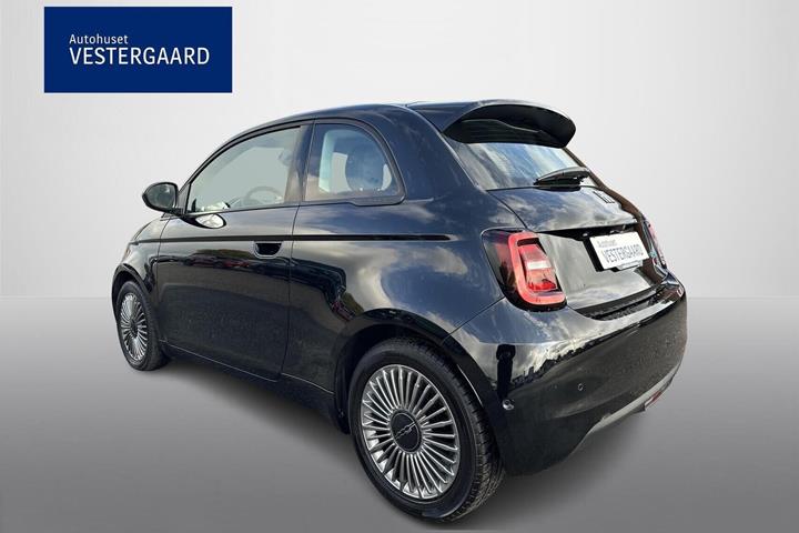 Sort Fiat 500e fra 2024