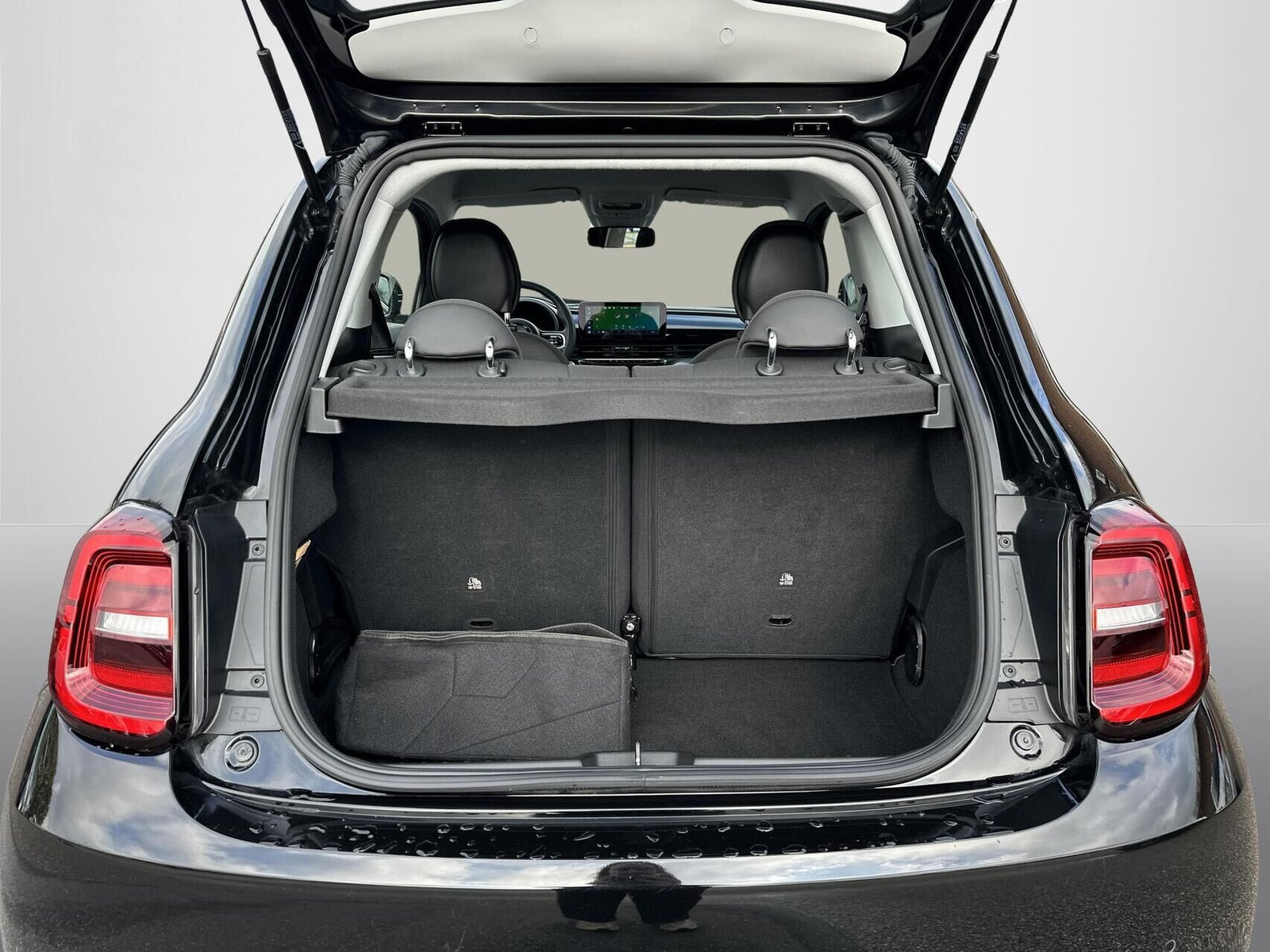 Sort Fiat 500e fra 2024