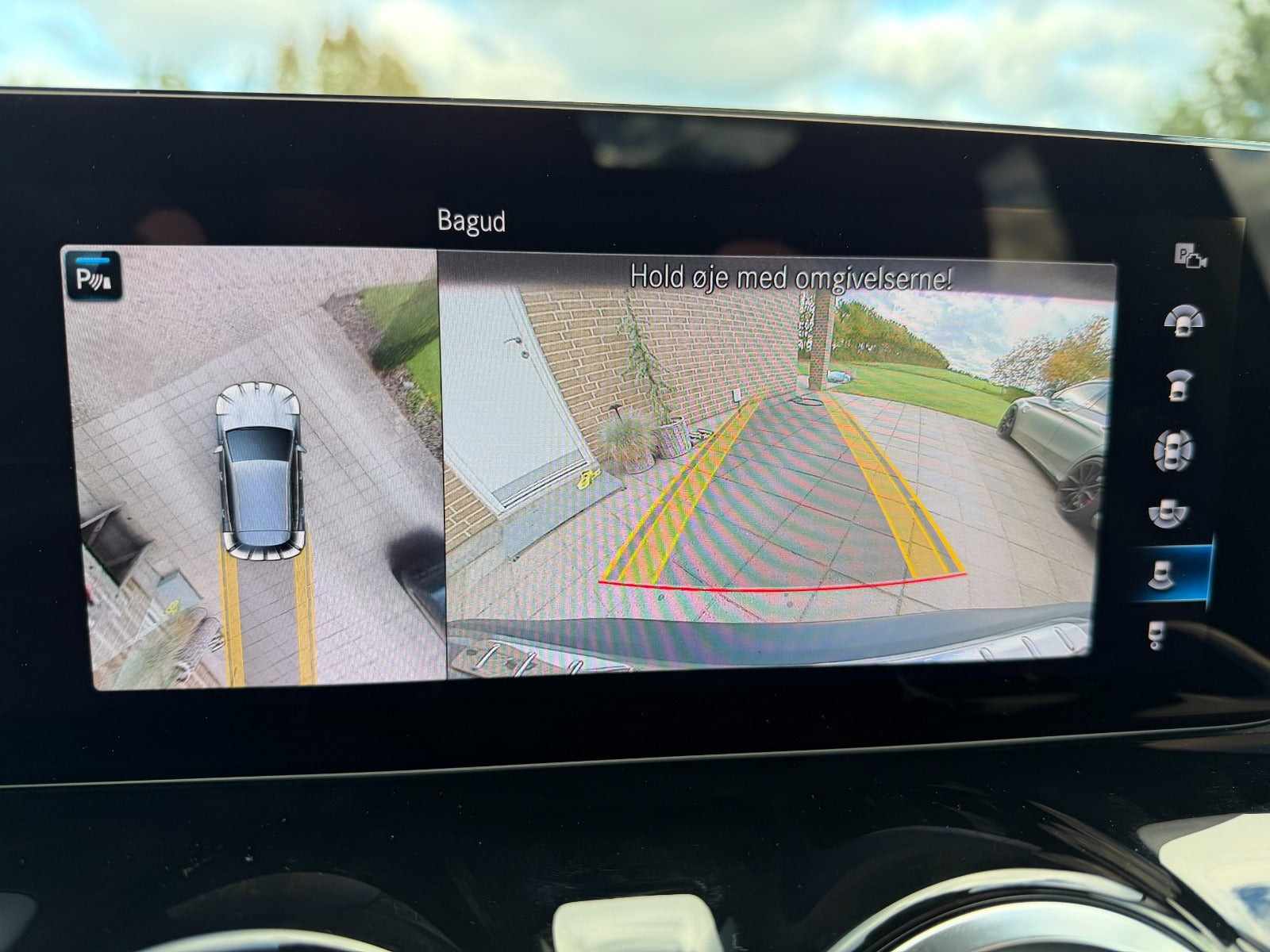 Grå Mercedes EQA250+ fra 2023