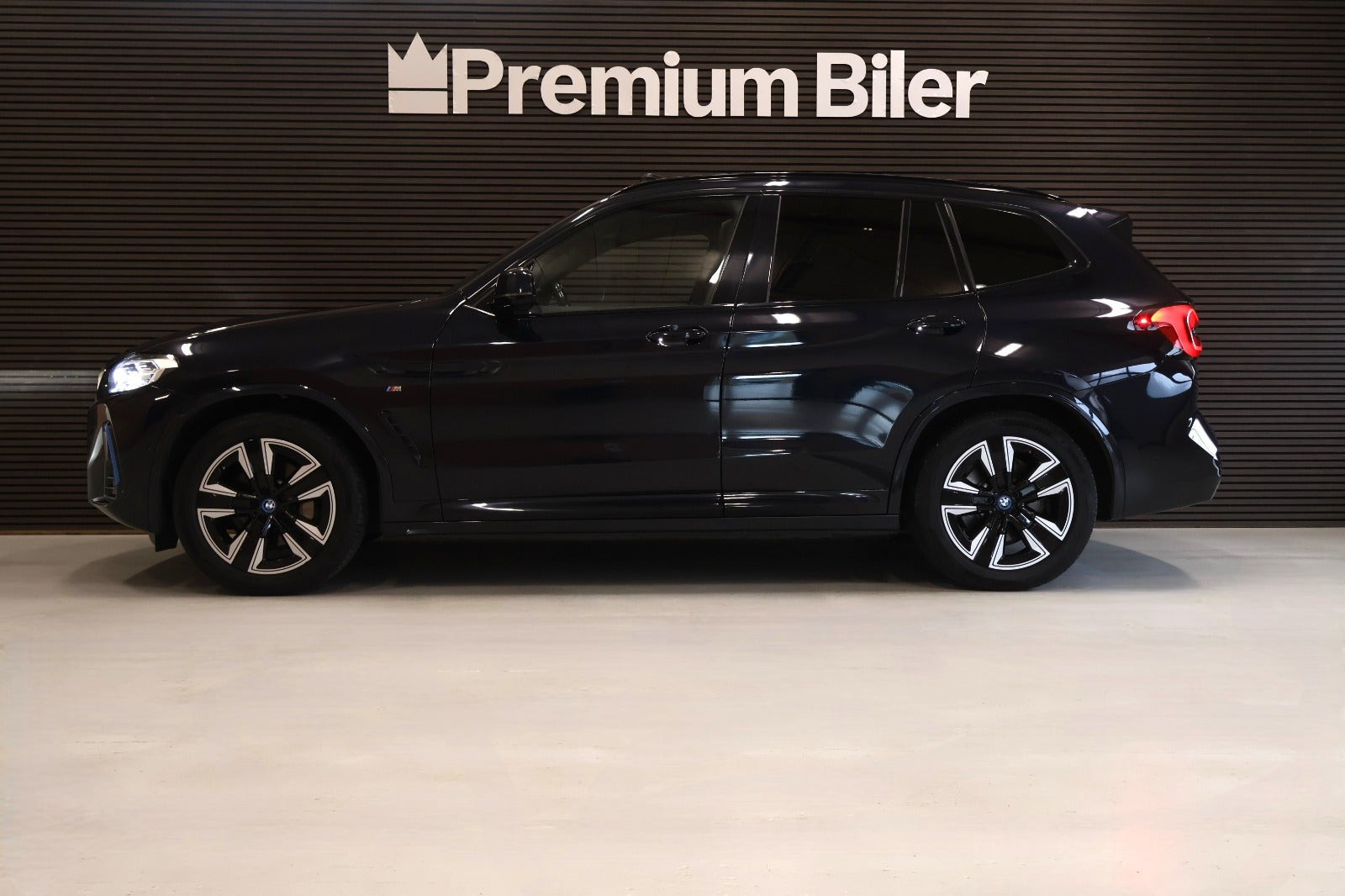 Sort BMW iX3 fra 2022