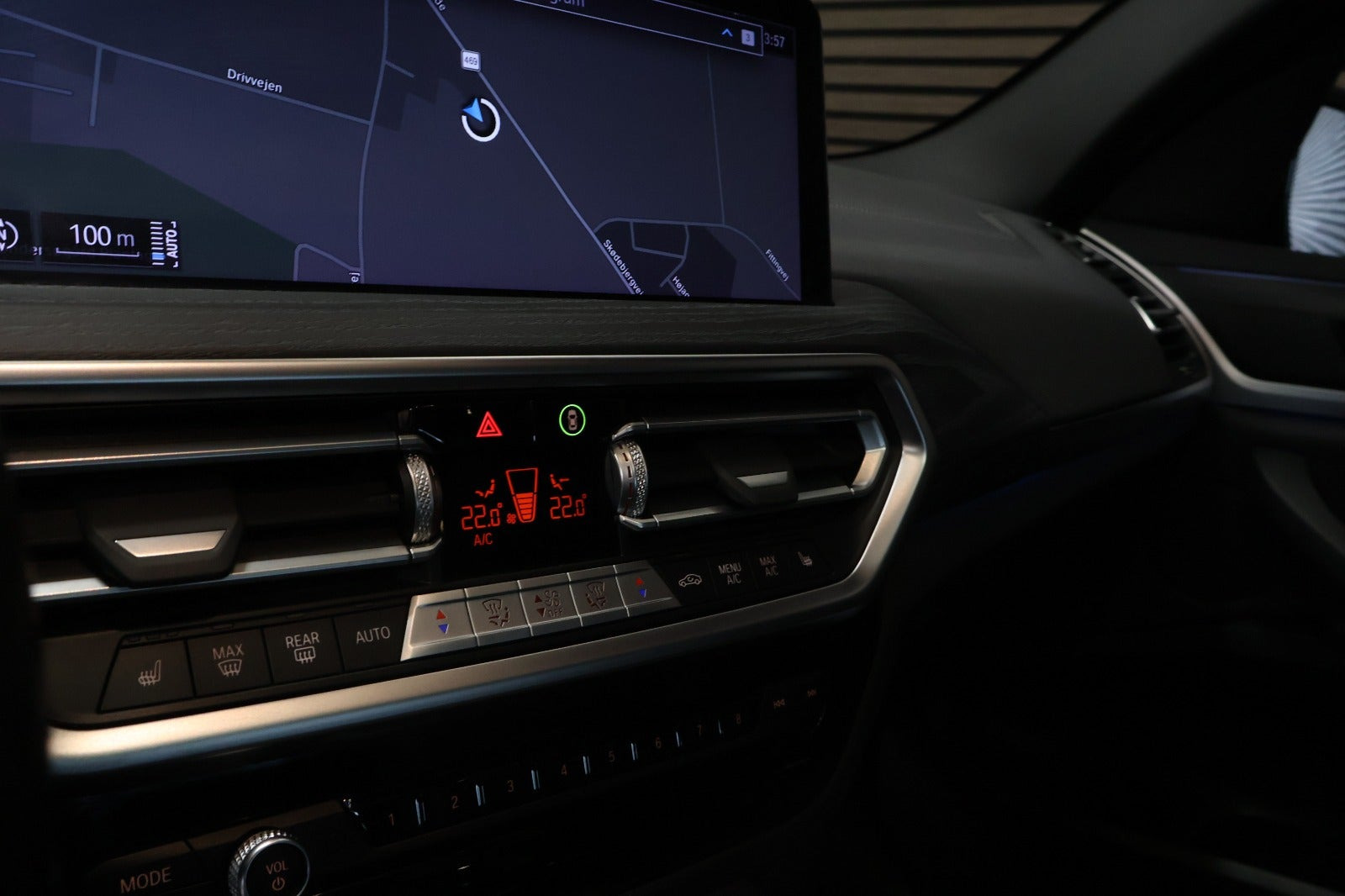 Sort BMW iX3 fra 2022