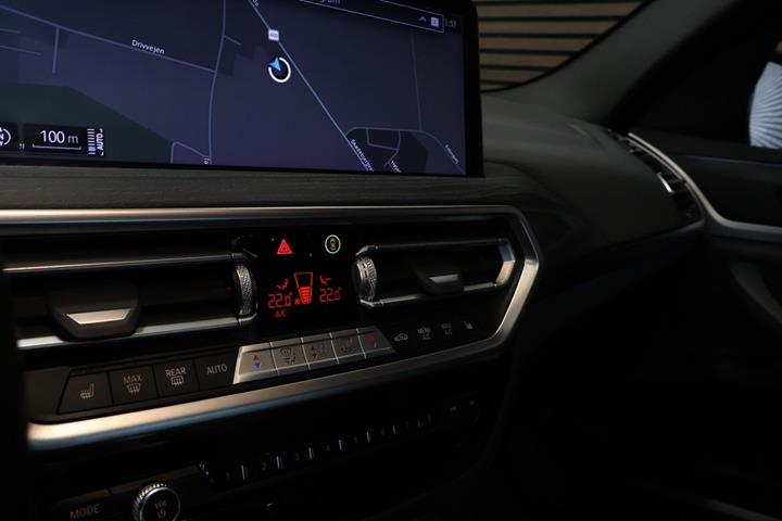 Sort BMW iX3 fra 2022