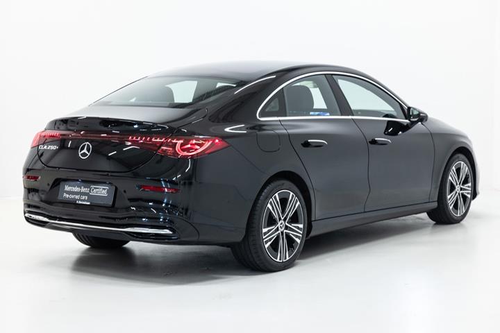 Sort Mercedes CLA250+ fra 2026