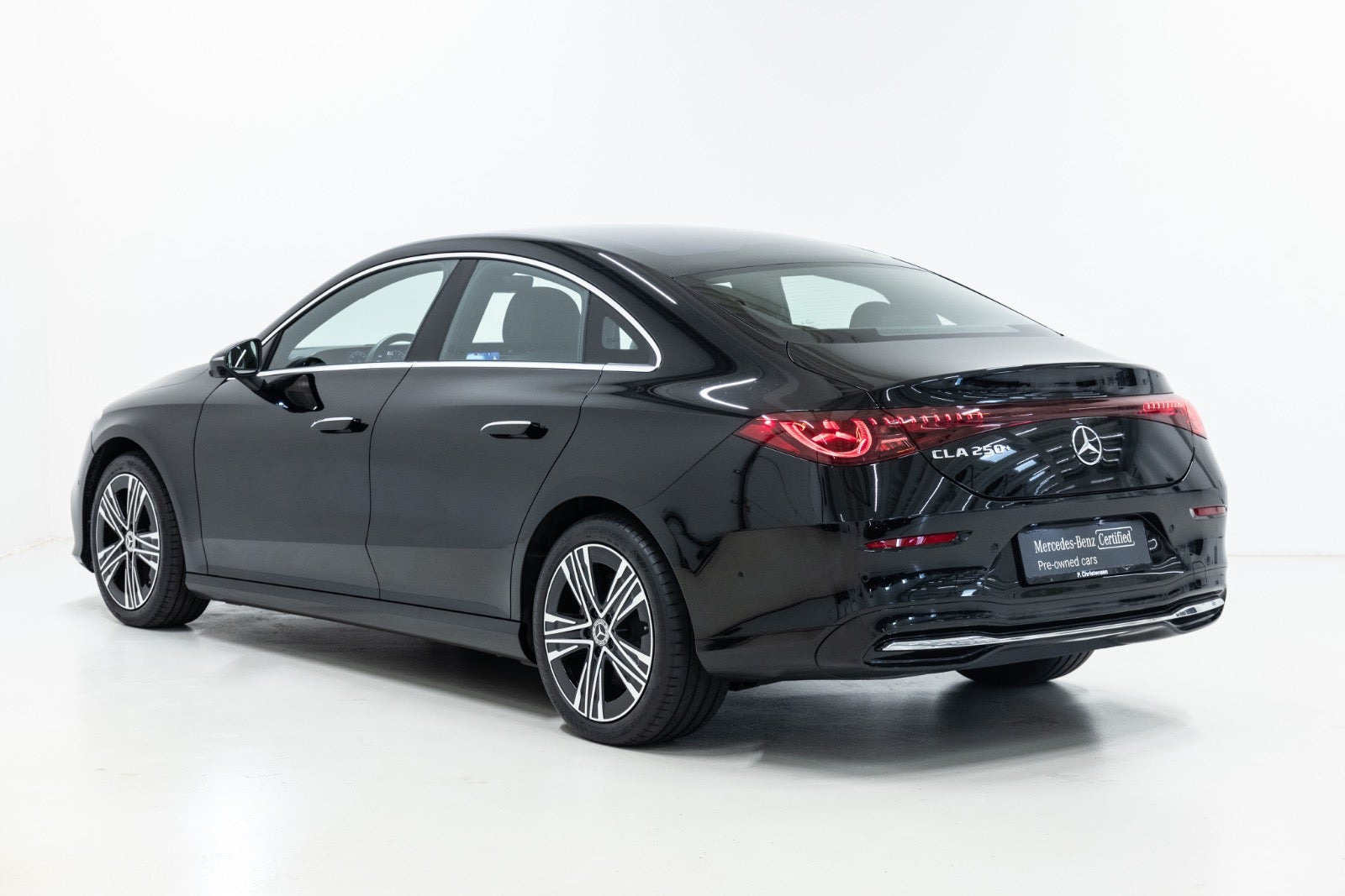 Sort Mercedes CLA250+ fra 2026