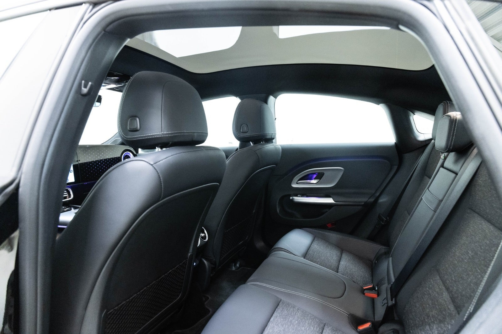 Sort Mercedes CLA250+ fra 2026