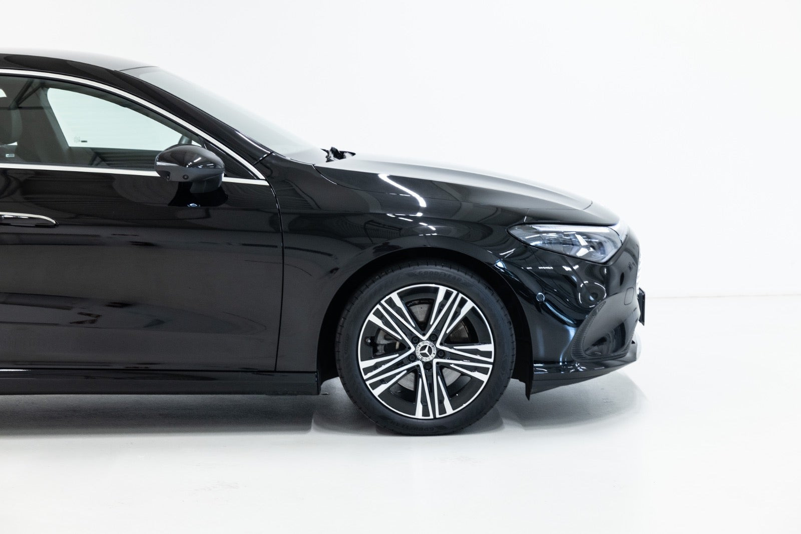 Sort Mercedes CLA250+ fra 2026