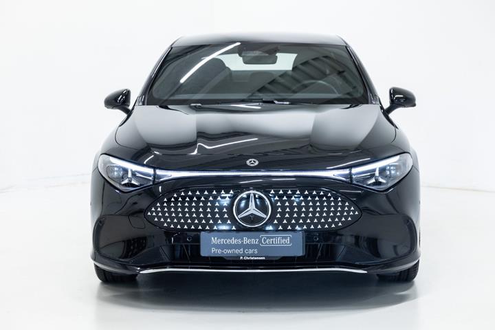 Sort Mercedes CLA250+ fra 2025