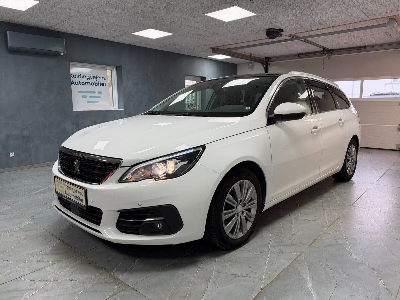 undefined Peugeot 308 fra 2019