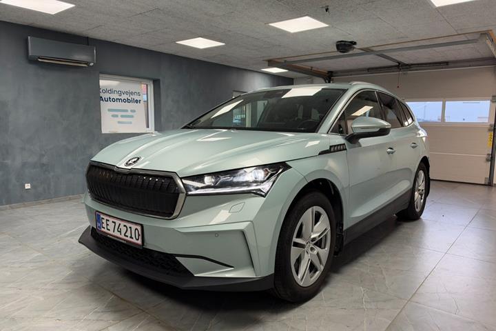 Sølv Skoda Enyaq fra 2025