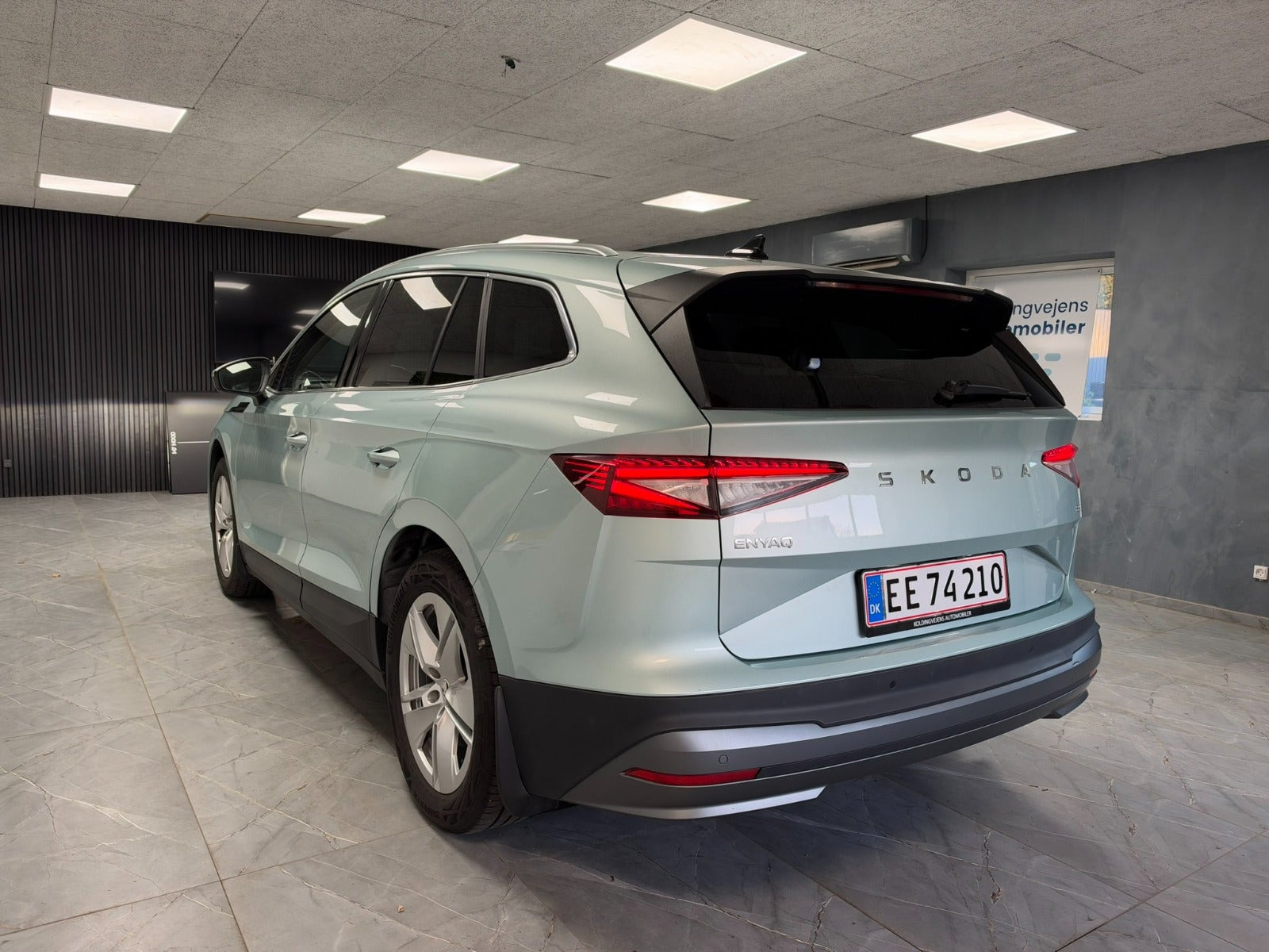 Sølv Skoda Enyaq fra 2025