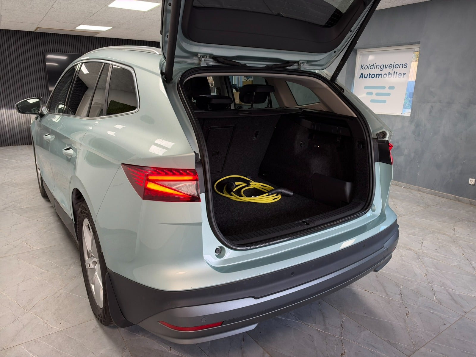Sølv Skoda Enyaq fra 2025