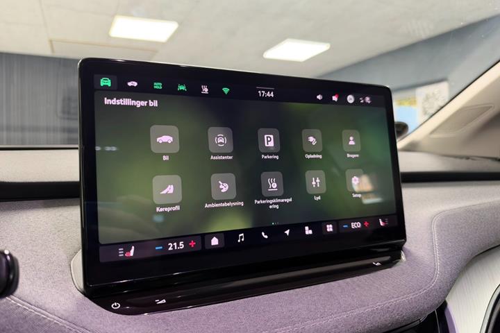 Sølv Skoda Enyaq fra 2025