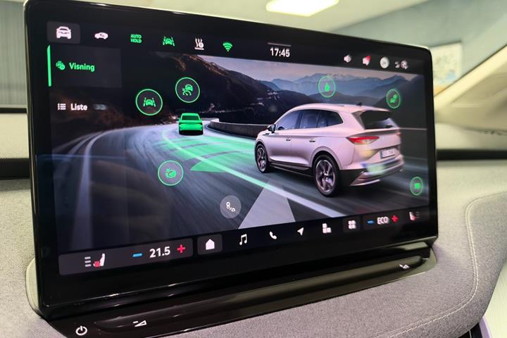 Sølv Skoda Enyaq fra 2025