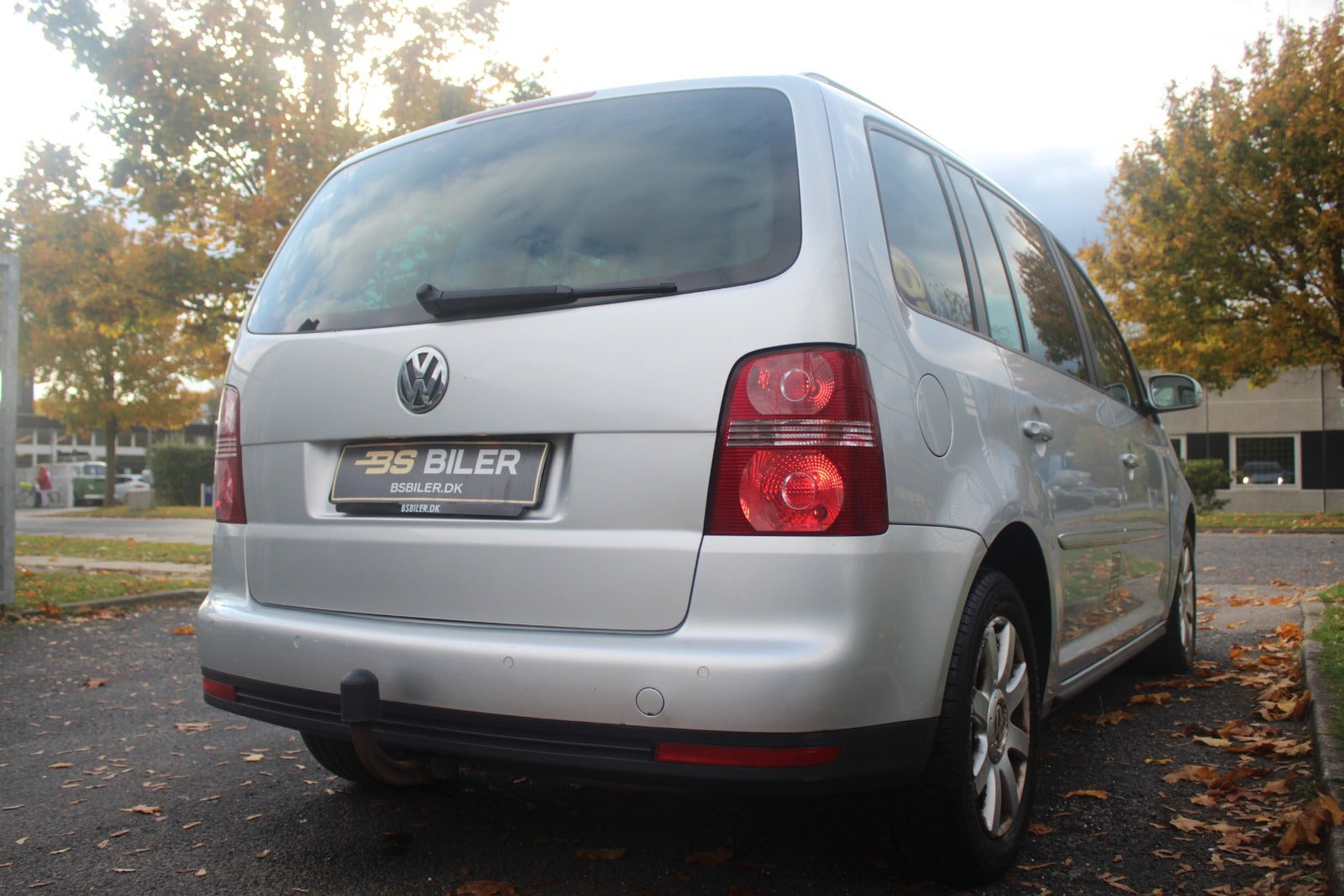 Sølv VW Touran fra 2007