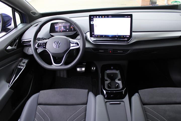 Blå VW ID.4 fra 2026