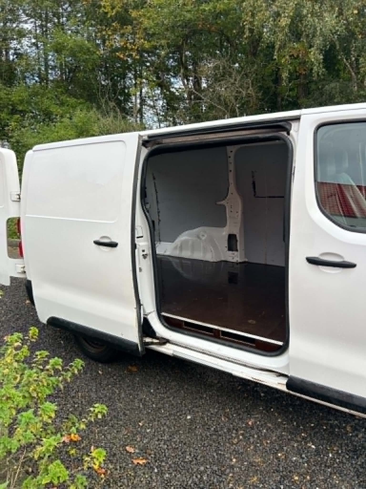 Toyota ProAce 2,0 D 120hk Long Enkelt skydedør/Sideh. døre uden ruder