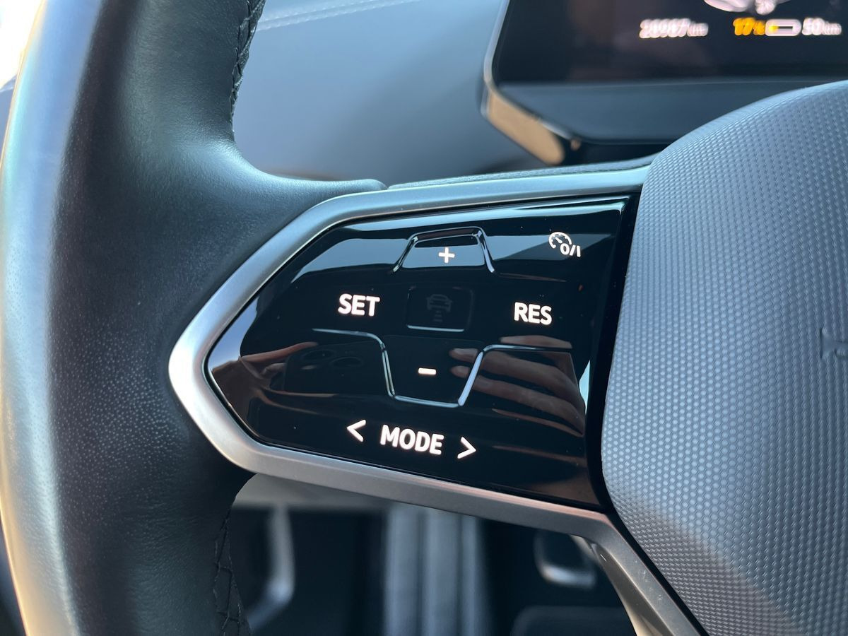 Grå VW ID.4 fra 2023