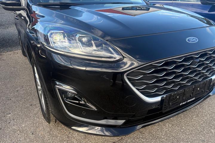 Sort Ford Kuga fra 2021