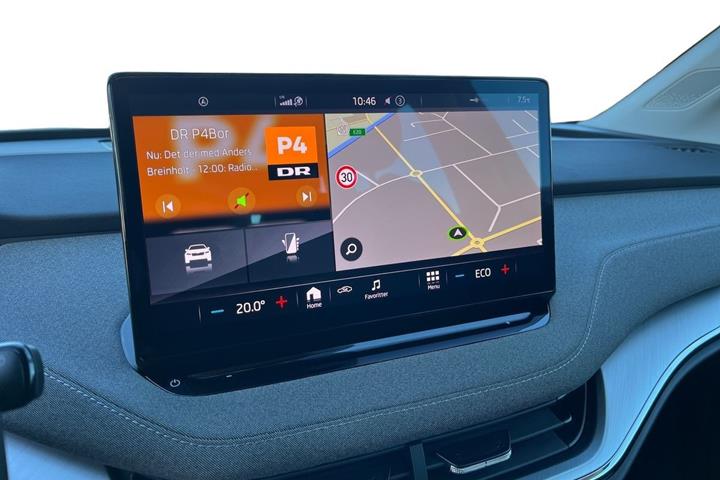 Blå Skoda Enyaq fra 2023