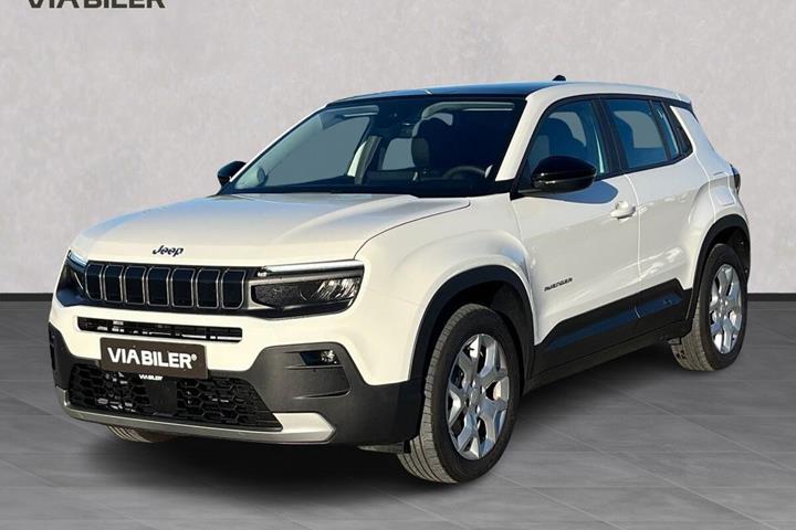 Hvid Jeep Avenger fra 2025 set udefra