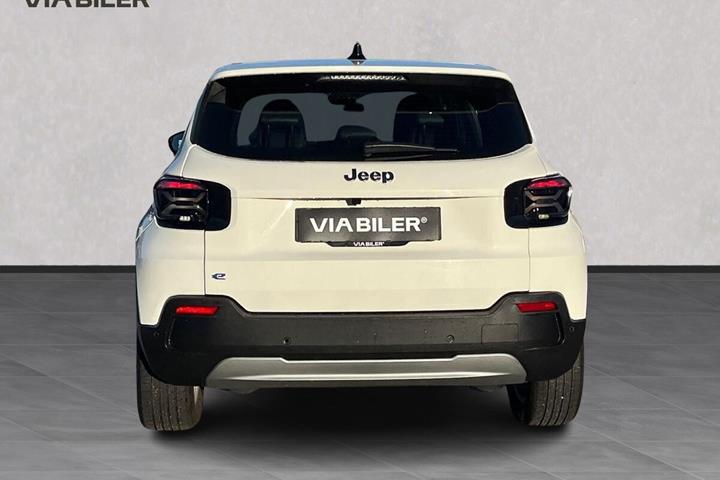 Hvid Jeep Avenger fra 2025