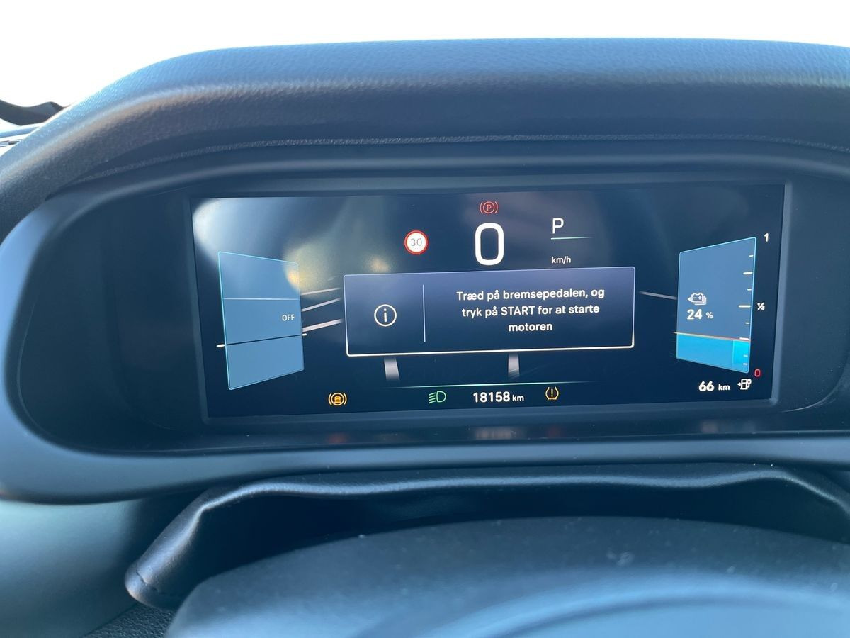 Hvid Jeep Avenger fra 2025