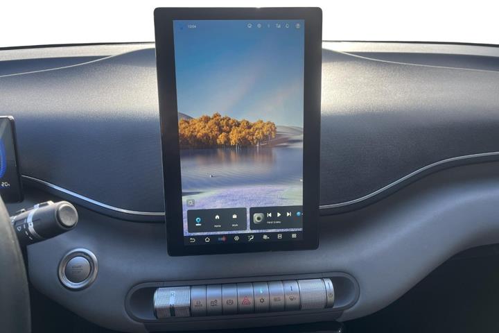 Blå BYD Dolphin Surf fra 2025