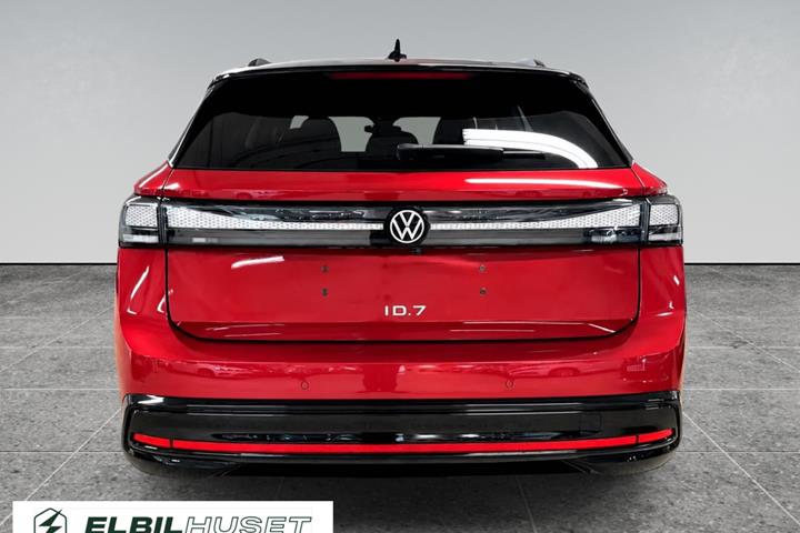 Rød VW ID.7 fra 2025