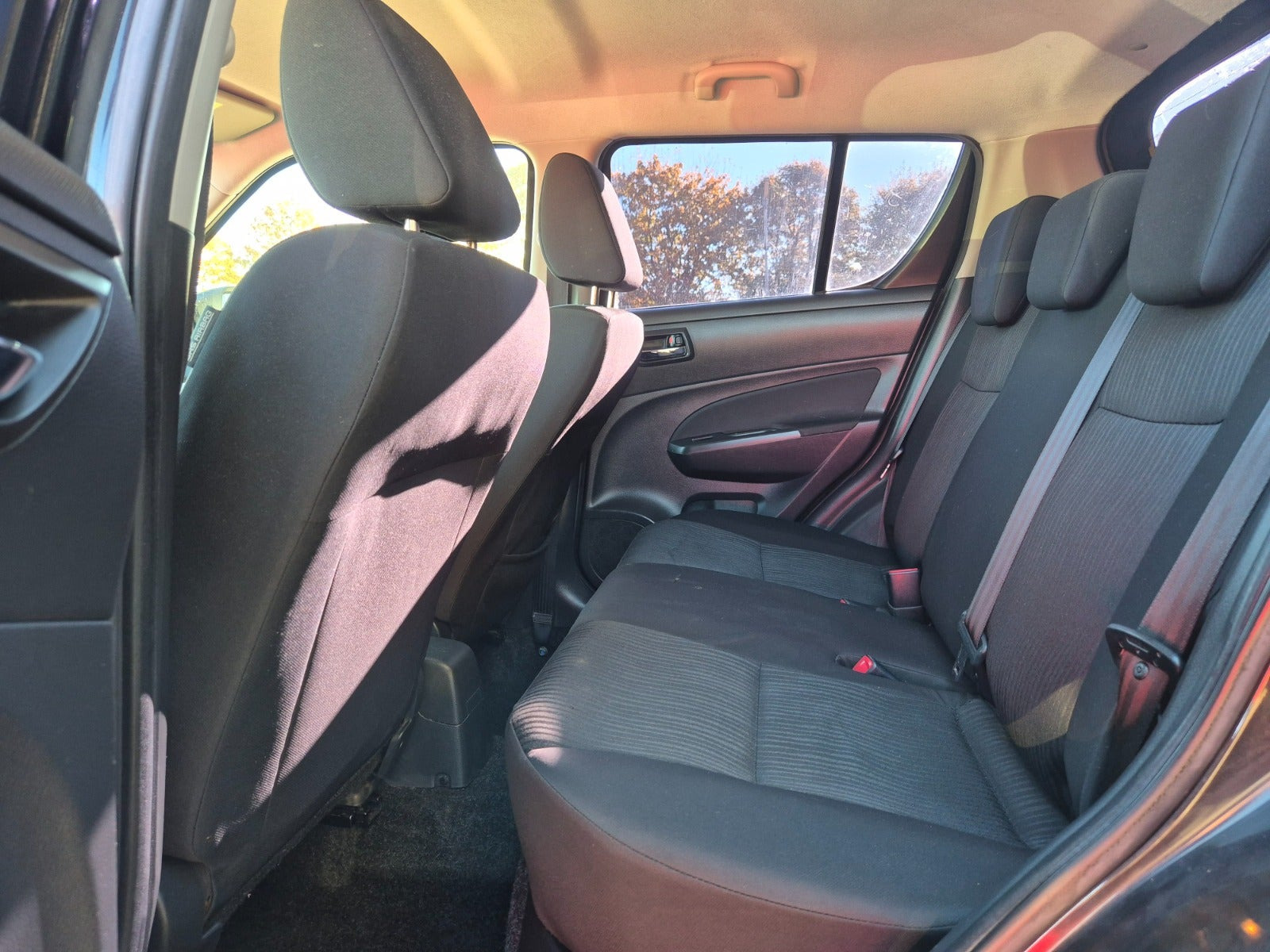Grøn Suzuki Swift fra 2012