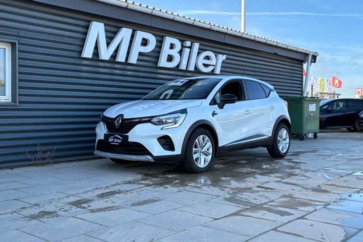 Sort Renault Captur fra 2021 set udefra