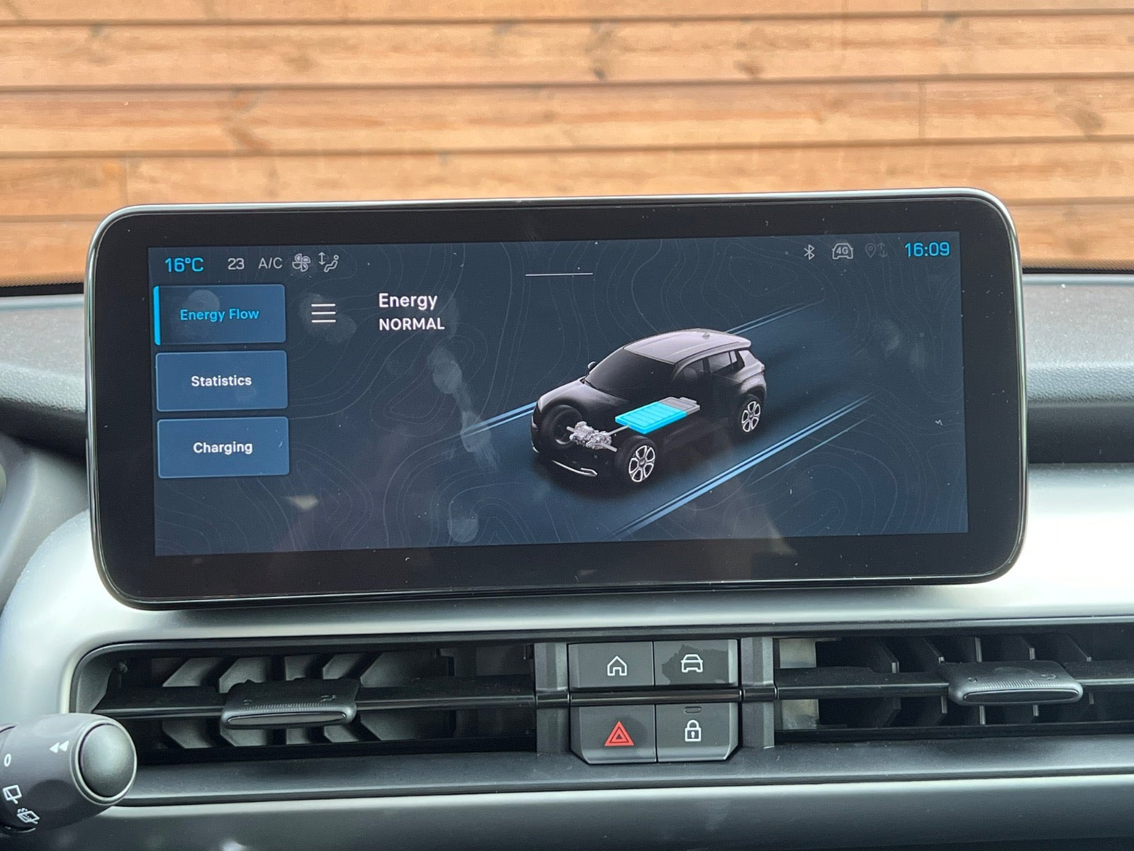 Grå Jeep Avenger fra 2025