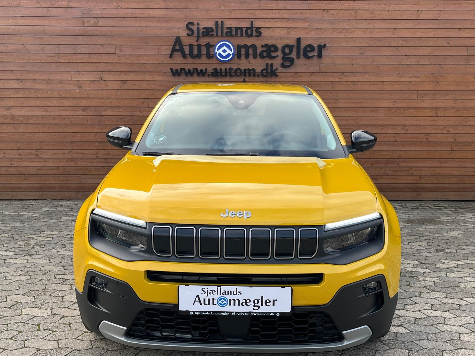 Gul Jeep Avenger fra 2025