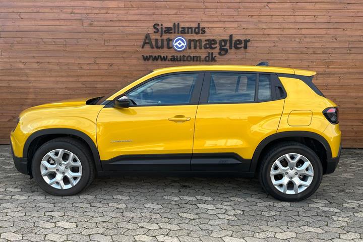 Gul Jeep Avenger fra 2025