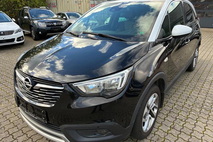 Sort Opel Crossland X fra 2018 set udefra