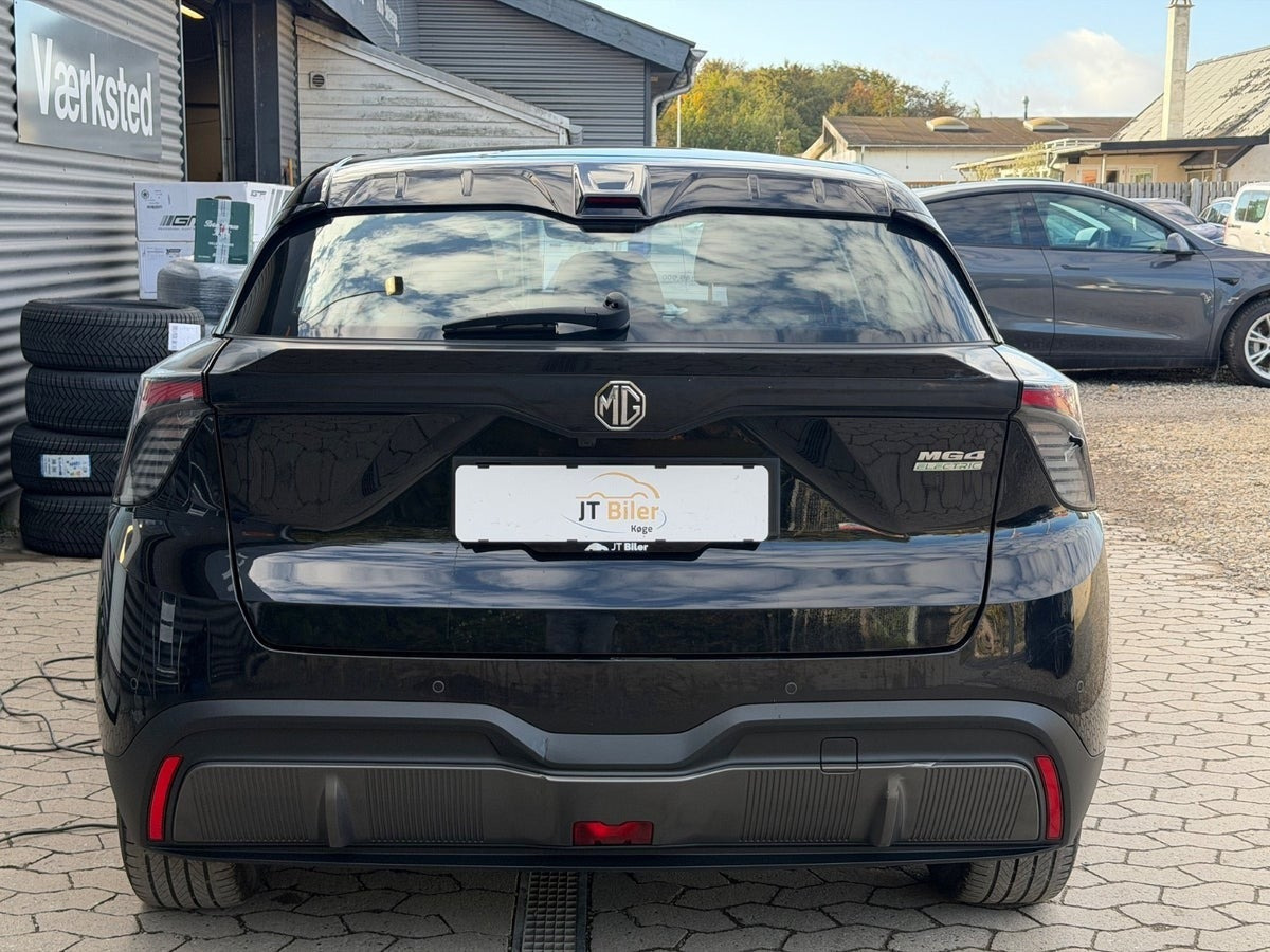 Sort MG MG4 fra 2024
