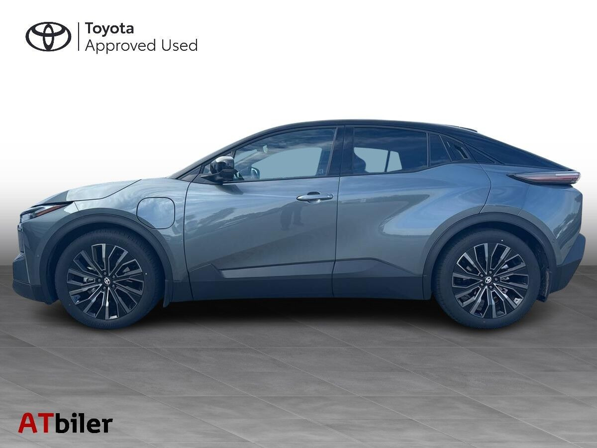 Sort Toyota C-HR+ fra 2026