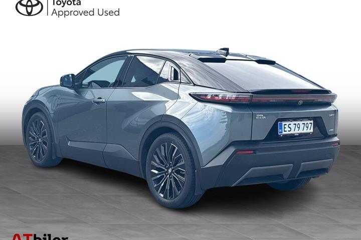Sort Toyota C-HR+ fra 2026