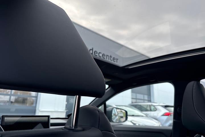 Sort Toyota C-HR+ fra 2026