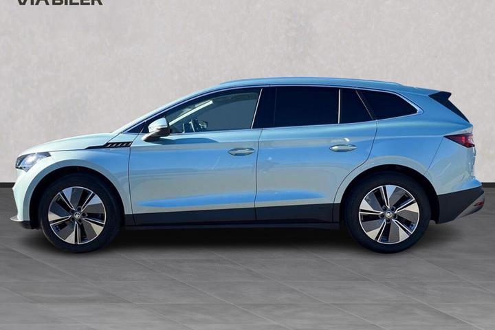 Grå Skoda Enyaq fra 2022
